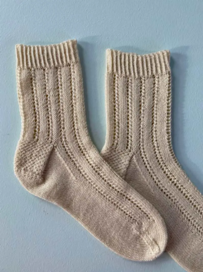 Irmelin socks, knitting kit in Önling No 18