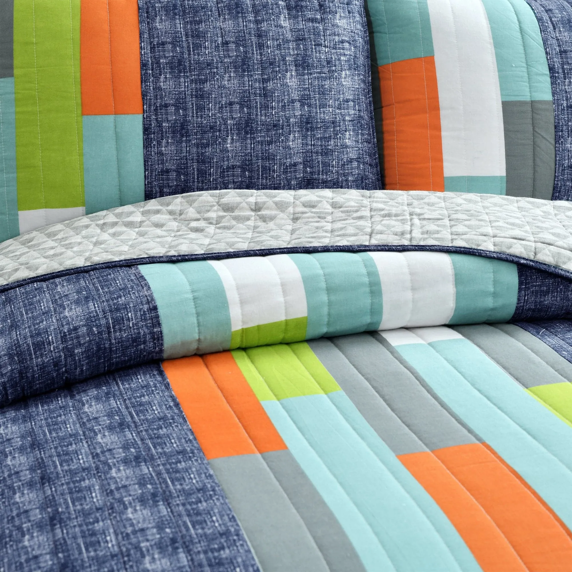 Shelly Stripe Quilt Set